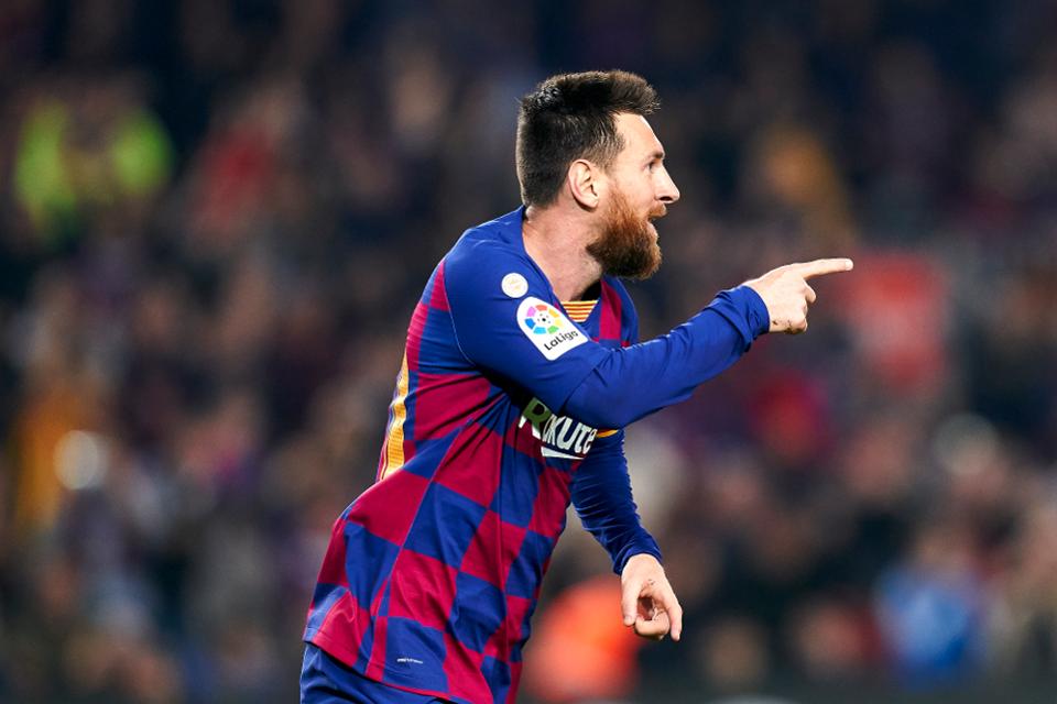 "Thật điên rồ! Messi đang giám sát tôi"