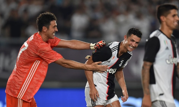 Ronaldo: “Anh ấy rất tốt bụng, vui vẻ và luôn giúp đỡ người khác”