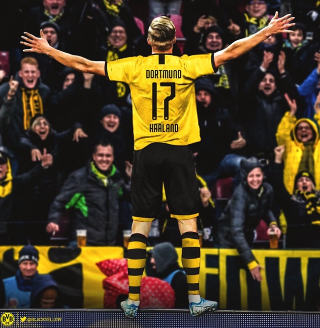 CHÍNH THỨC: Dortmund chốt xong số áo cho Haaland