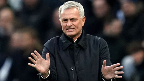 Ảnh bài viết Mourinho: "Rất bực bội, đó là vấn đề khiến Tottenham thua Man Utd"