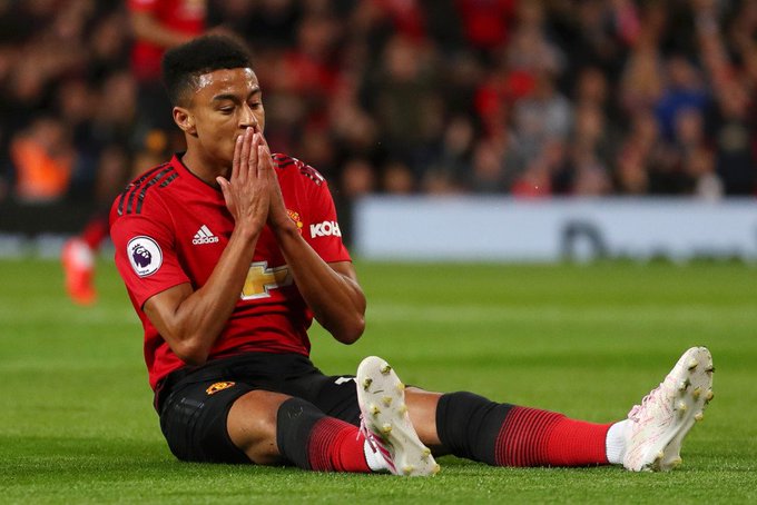 "Thánh" Lingard chấn thương, Man Utd nên vui?