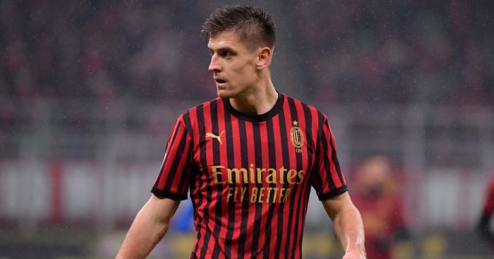 Lo sợ 'chúa trời', sát thủ Ba Lan tính bài chuồn khỏi San Siro