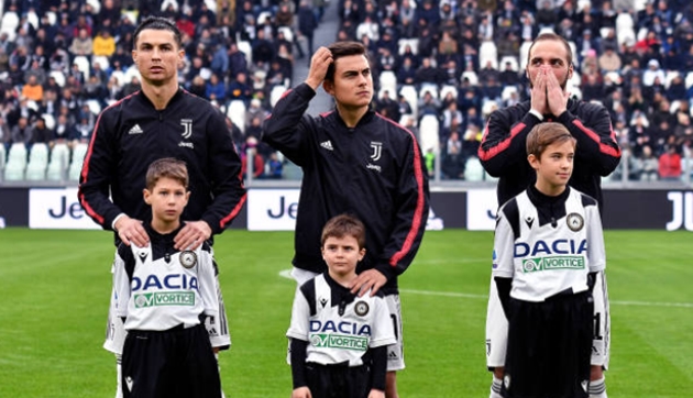 “Nếu là HLV, tôi sẽ luôn để Ronaldo chơi cùng 2 cái tên ấy”