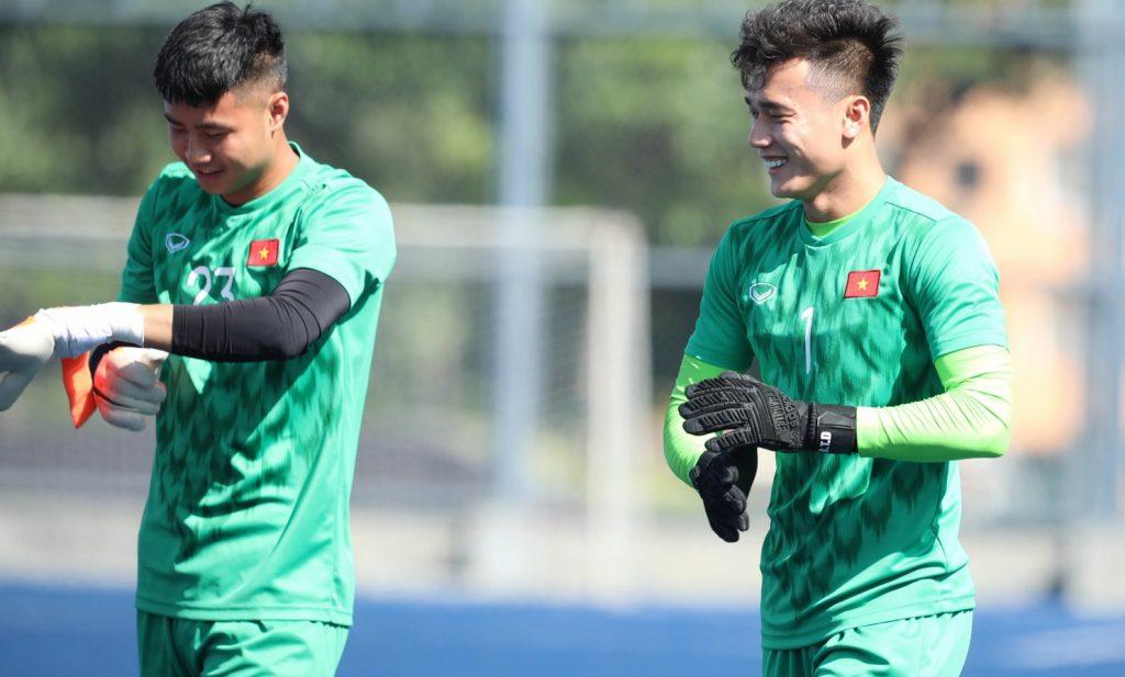 “Người gác đền” U23 Việt Nam: Tướng Park chọn Tiến Dũng hay Văn Toản?