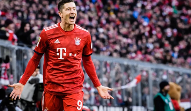 Lewandowski lần đầu phá vỡ im lặng về việc trải qua ca tiểu phẫu
