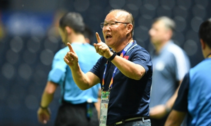 Ảnh bài viết Báo Hàn Quốc: "Phù thủy" Park Hang-seo hết phép, U23 Việt Nam lâm nguy?