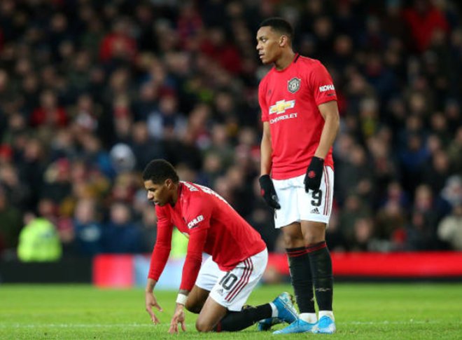 Ảnh bài viết Rashford chấn thương, CĐV Man Utd "nổi điên" với 2 người