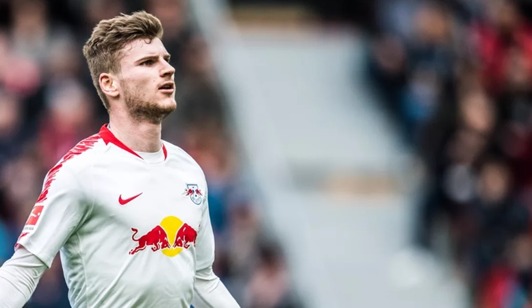 Bị sếp lớn của Bayern chê bai, "vua dội bom" nước Đức đăng đàn đáp trả cực gắt
