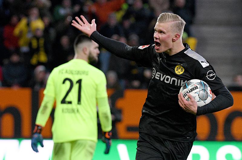 Ảnh bài viết Nổ hattrick ra mắt Dortmund, Haaland khiến M.U tiếc nuối