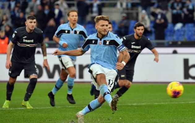 Lazio đại thắng, Immobile thách thức Lukaku, Ronaldo