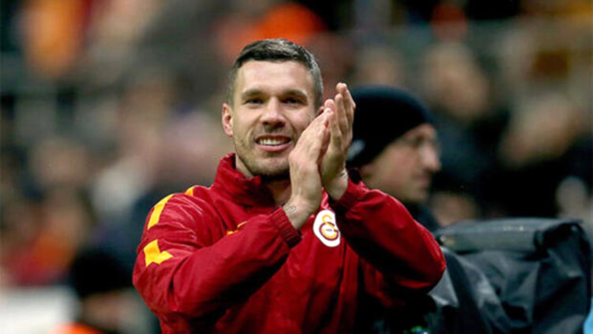 CHÍNH THỨC! Lukas Podolski trở lại châu Âu