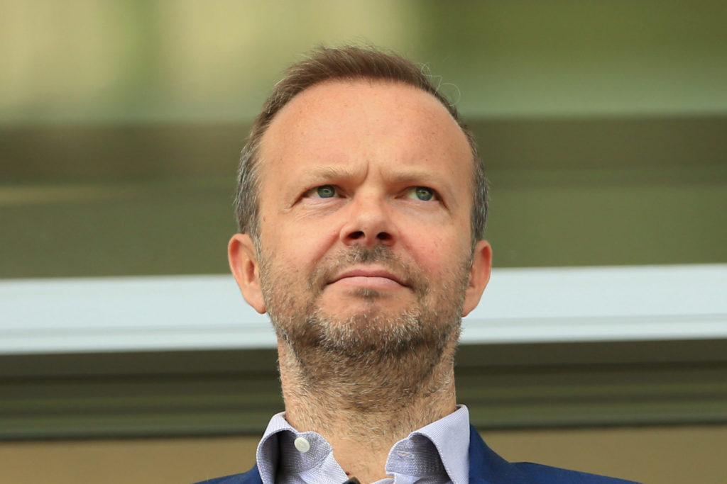 Cú lừa chấn động! Chủ tịch đến Manchester chốt bom tấn bị Man Utd trở mặt lật kèo