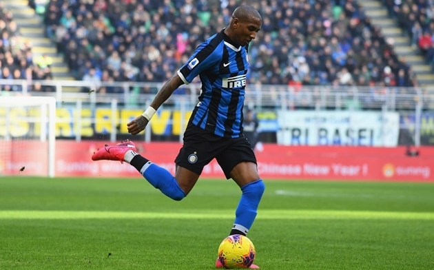 Ảnh bài viết Ra mắt Inter Milan, Ashley Young được truyền thông Italia đưa lên mây