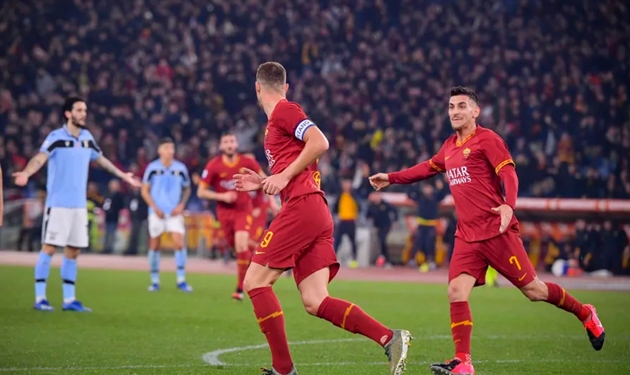 Ảnh bài viết Smalling mắc sai lầm, AS Roma bất phân thắng bại với Lazio