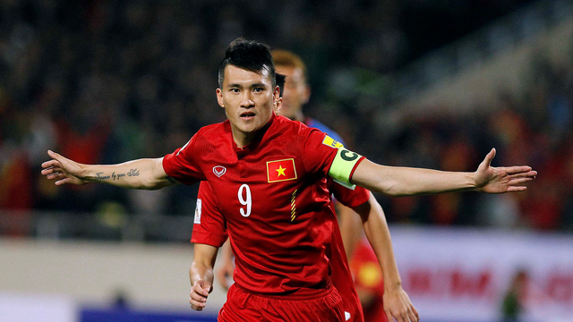 Công Vinh sánh vai cùng Drogba, Park Ji-sung, Marchisio ở trận đấu từ thiện tại Australia