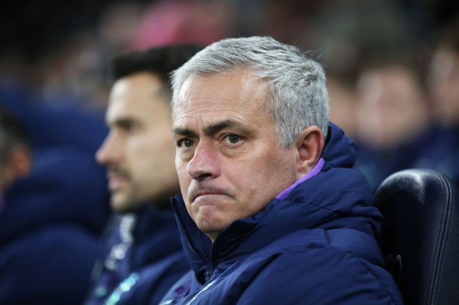 "Tẩu thoát" theo tiếng gọi Mourinho, sát thủ 70 triệu đăng đàn xin lỗi
