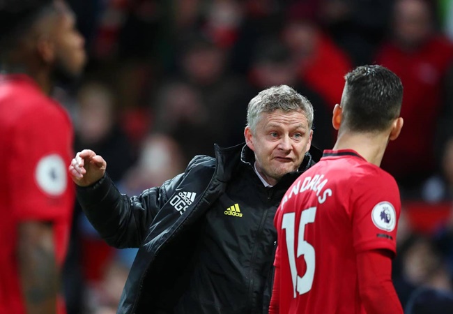 Ảnh bài viết Fan MU 'chất vấn' Solskjaer vì 1 quyết định