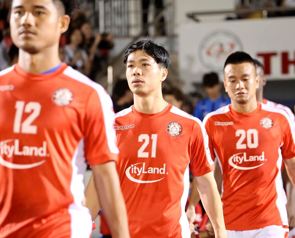 “Tái xuất” V-League, cú hích cho Công Phượng lãnh xướng hàng công ĐT Việt Nam?