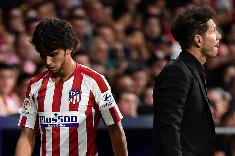 Ảnh bài viết Vắng Joao Felix, HLV Simeone sử dụng “bài tẩy” vá hàng công Atletico 