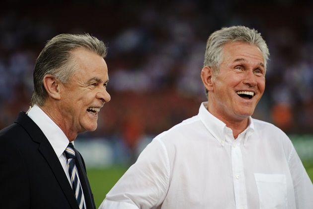 2 huyền thoại đồng lòng, kêu gọi Bayern: 'Quyết định đó nên được đưa ra vào tháng 3'