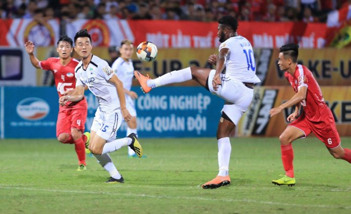 Quyết gia cố hàng thủ, HAGL sẽ “chiến” với đội hình nào tại V-League 2020?