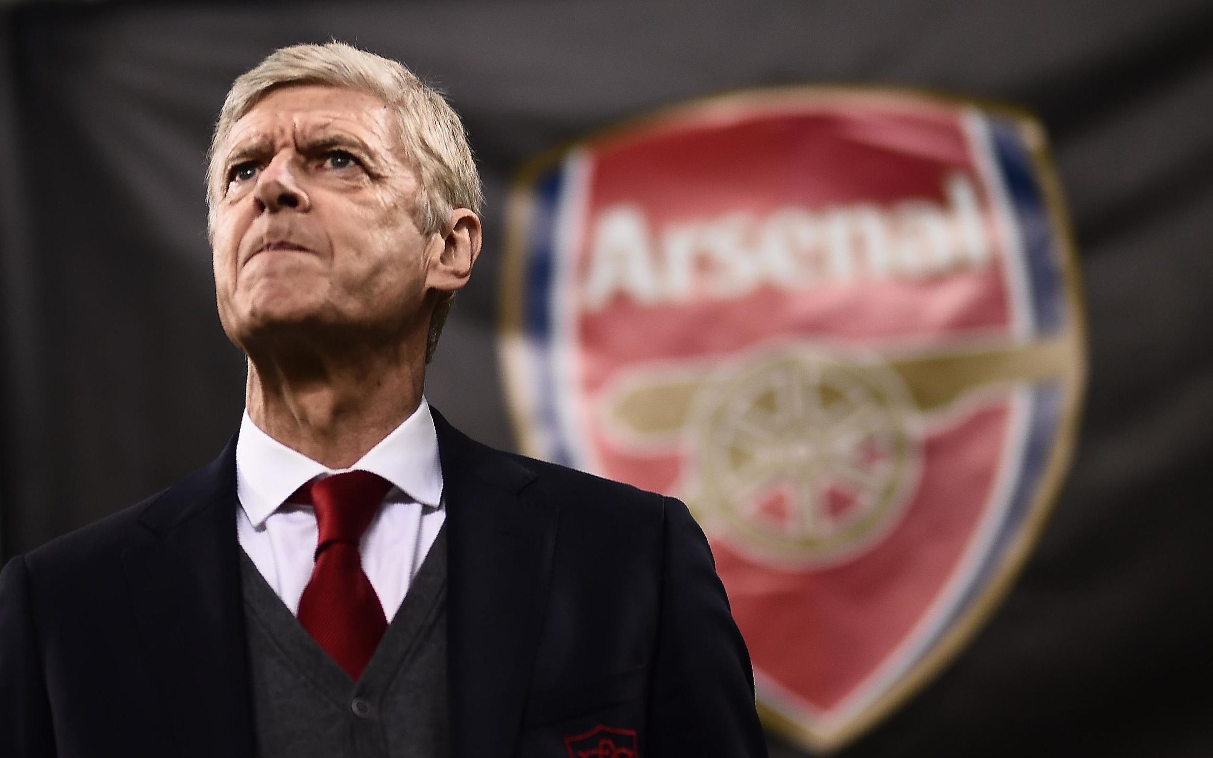 Liverpool sắp phá kỉ lục của Arsenal, Wenger lập tức phá vỡ im lặng
