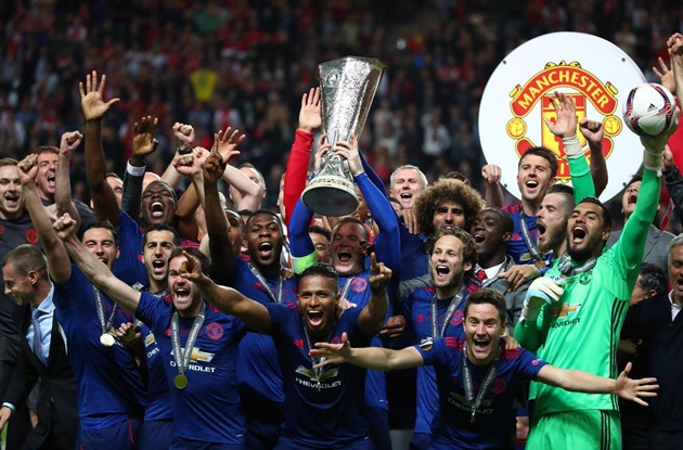 Man United bây giờ có mạnh hơn so với đội hình thắng chung kết Europa League 2017?