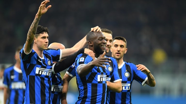 Dịch COVID-19 hoành hành, Inter Milan nguy cơ “toang” cả mùa giải