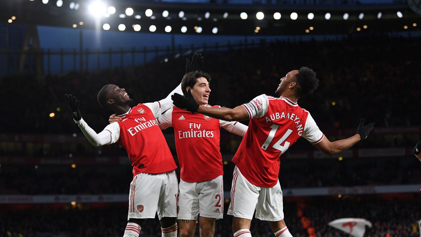 10 hình ảnh ấn tượng vòng 27 EPL: Emirates mở hội; Quỷ đỏ thăng hoa