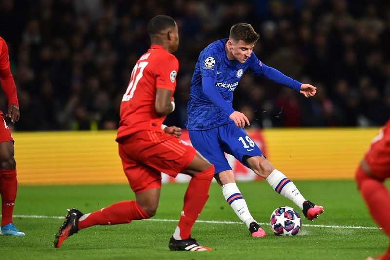 Ảnh bài viết Chelsea thua thảm, Ballack nói lời thật lòng: 'Cậu ta thật phi thường'