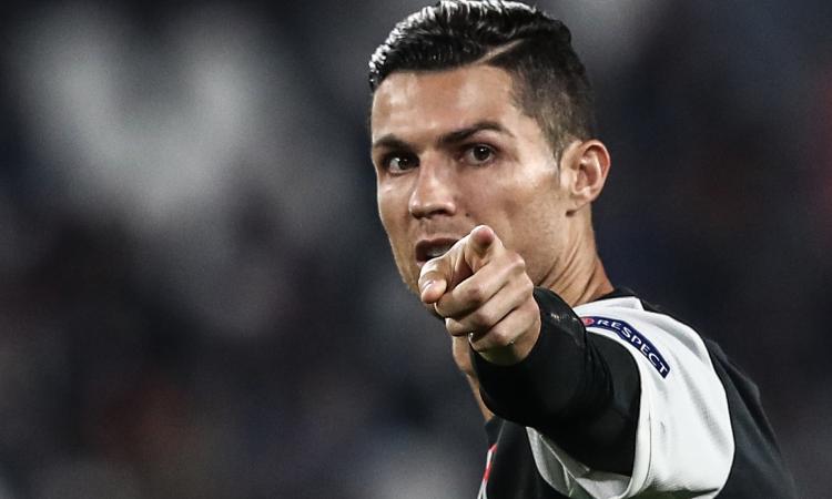Ronaldo tỏ ra nguy hiểm khi cùng Juventus hành quân sang Pháp