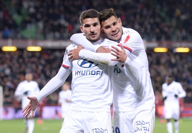 Ảnh bài viết 'Nuối tiếc' của Arsenal bùng nổ, 'cân' cả Juve giúp Lyon chiến thắng