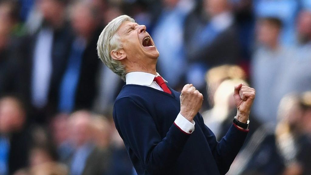 'Trùm cuối' ra mặt, công khai bảo kê Wenger cách mạng rung chuyển làng túc cầu