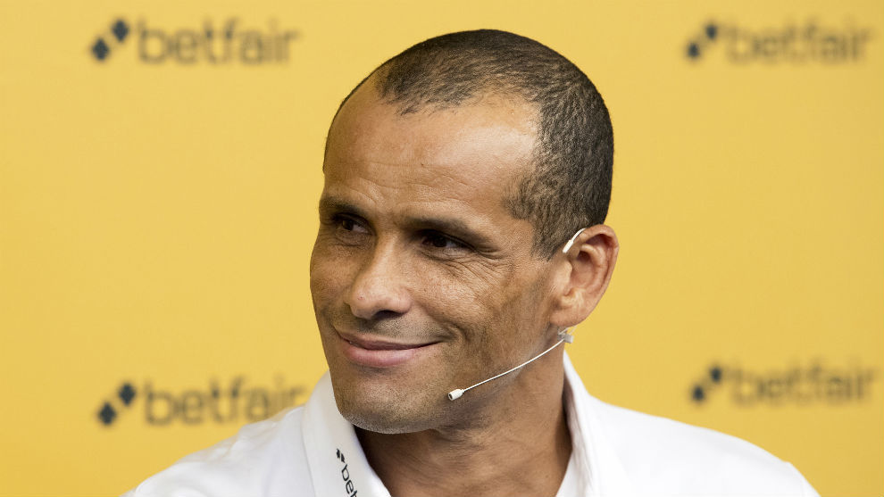 Ảnh bài viết Rivaldo: "Đó là cầu thủ Barca chơi trách nhiệm nhất mà tôi thấy"