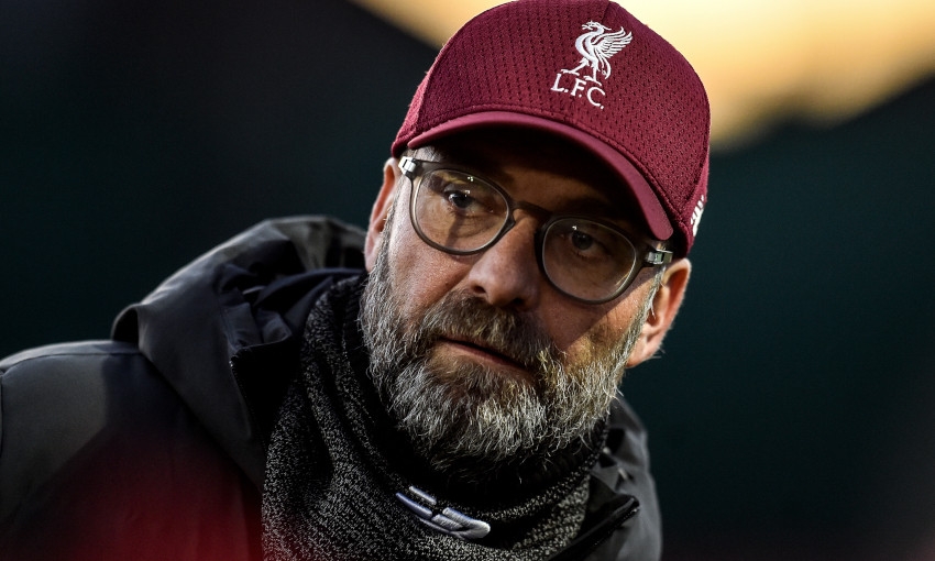 Fan Liverpool giận dữ: "Hãy im miệng hết đi..."