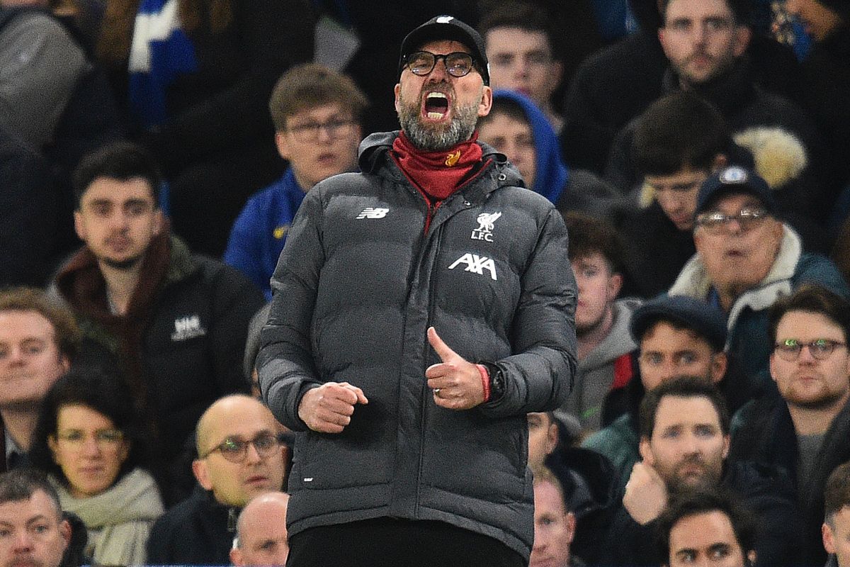 Mục nát cả 3 tuyến, "đế chế" Liverpool sụp đổ là lẽ tự nhiên