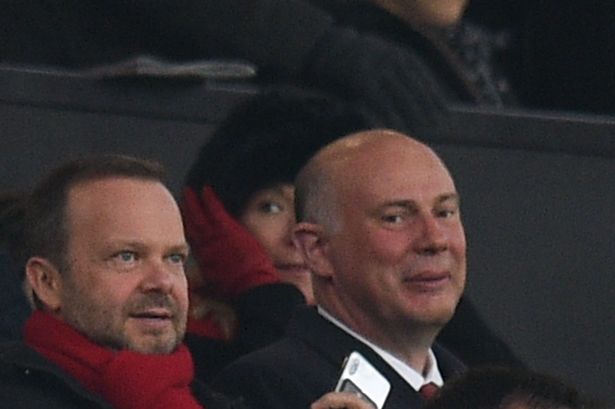Ed Woodward triệu hồi 'cáo già CN', lật kèo Dortmund cuỗm ngọc quý trung tuyến