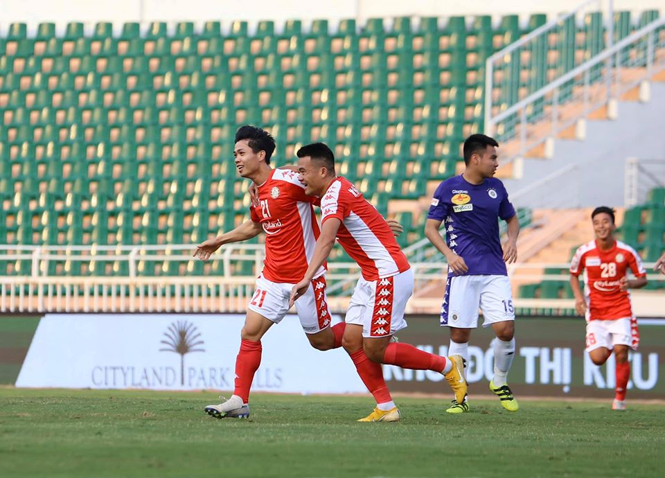 Các tuyển thủ thi đấu thế nào ở ngày khai mạc V-League 2020?