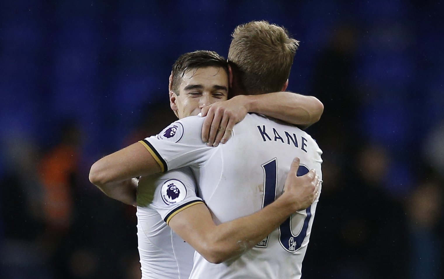 Ảnh bài viết CĐV Tottenham nổi điên: "Rác rưởi; Vô tích sự"