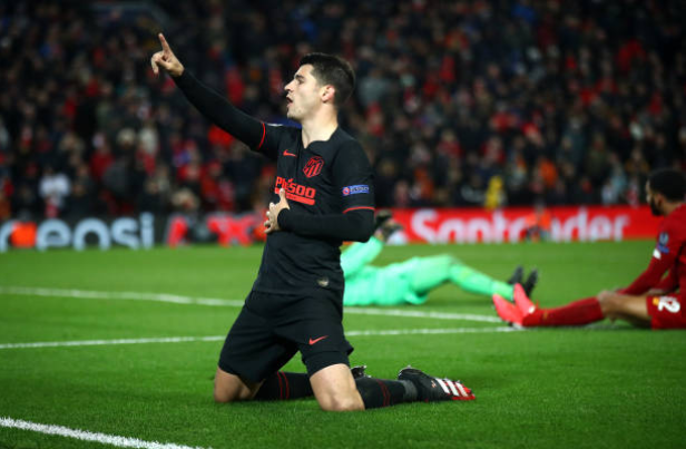 Phá lưới Liverpool, Morata được fan Chelsea "tặng" 1 biệt danh mới toanh