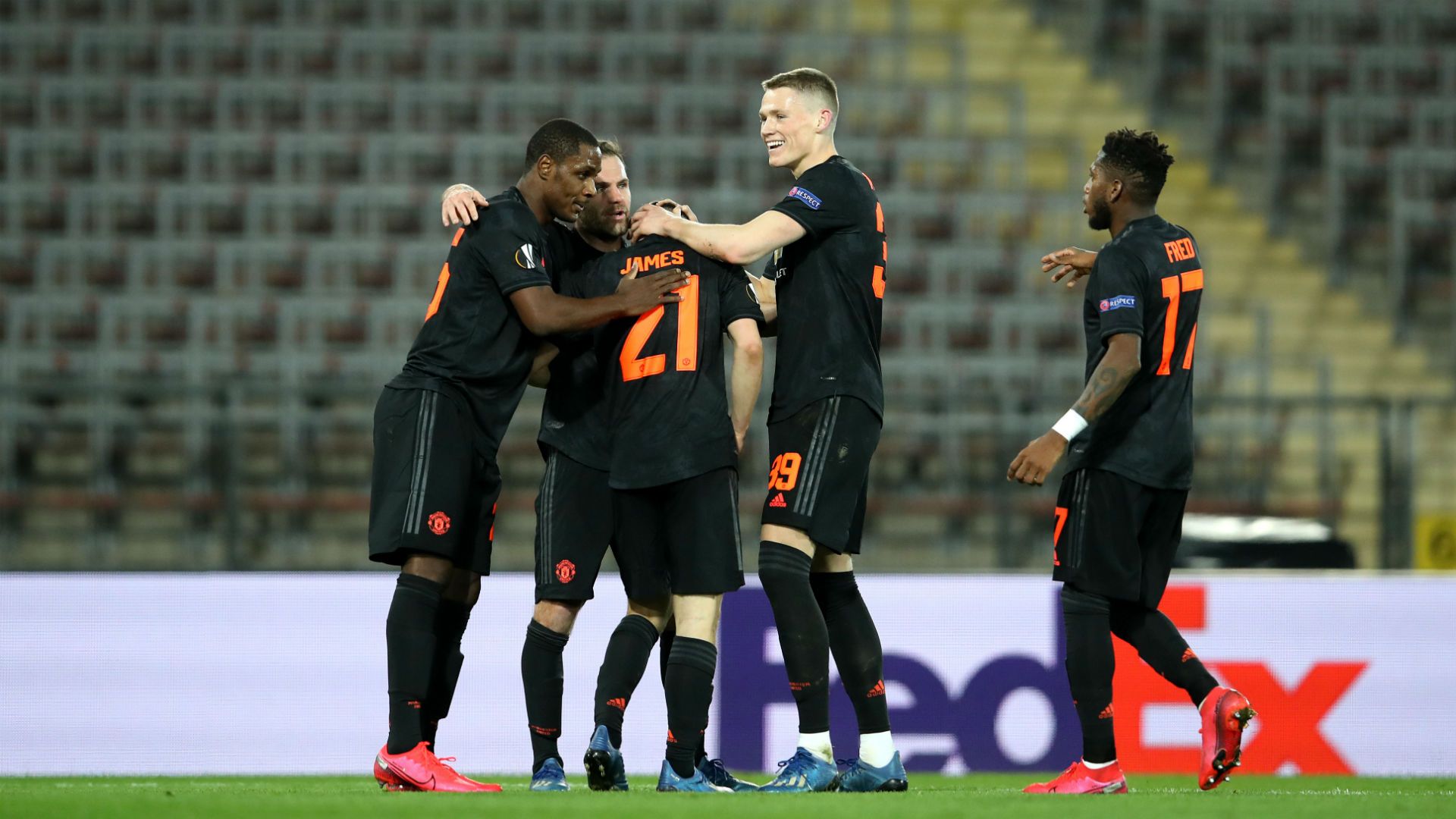 Ảnh bài viết CĐV Man Utd: "Quái thú; Đến kiếp sau Lukaku cũng không làm được như cậu ấy"