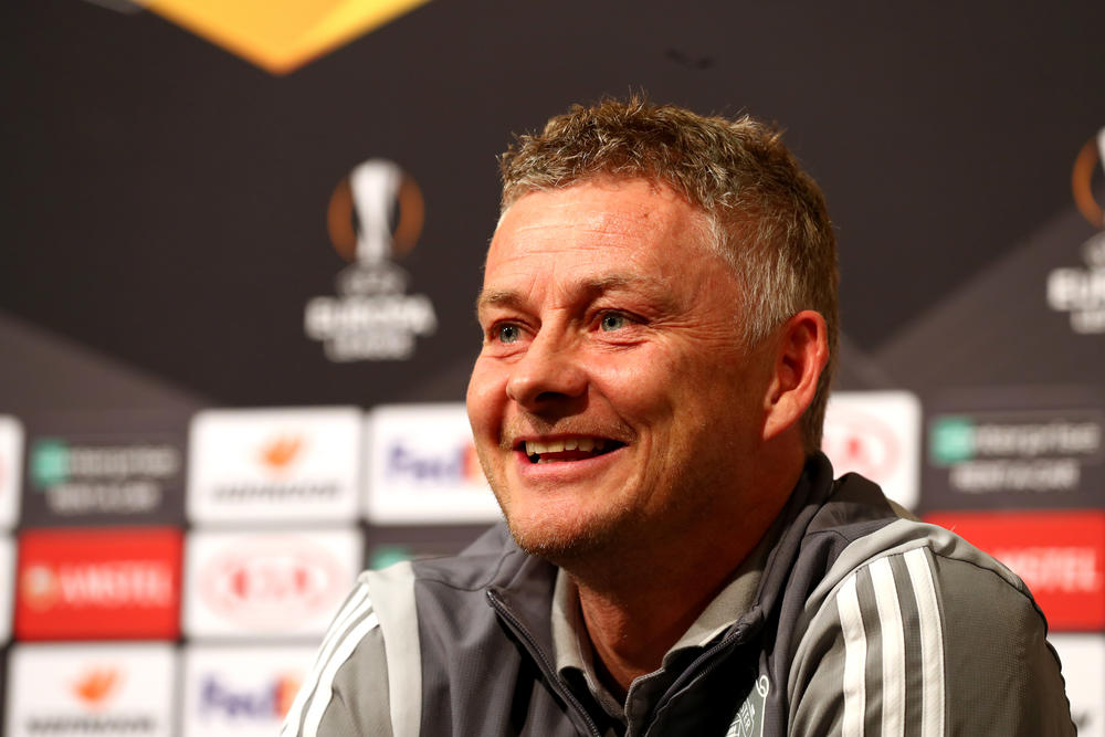 CĐV M.U: "Siêu dự bị, cậu ấy xuất sắc hơn cả Felix và Harry Kane!"