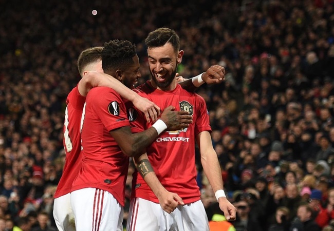 Bùng nổ ở Man Utd, Fernandes tiết lộ không ngờ về 'hội bạn thân'