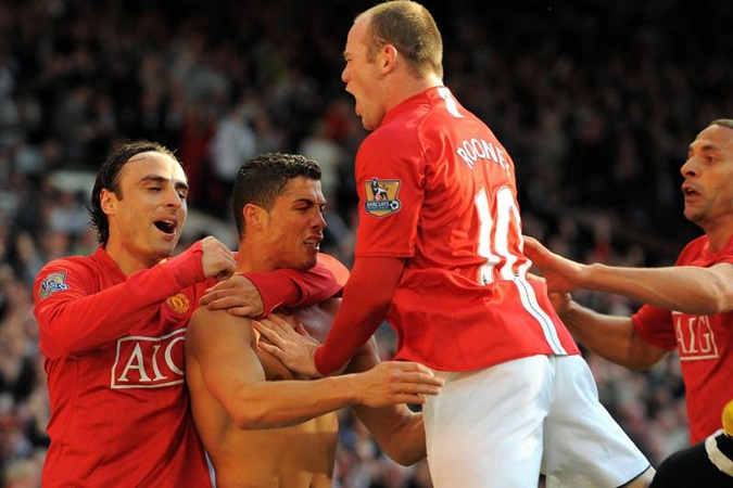Ảnh bài viết Rooney tiết lộ bí quyết giúp Ronaldo tăng cân thời ở Man Utd