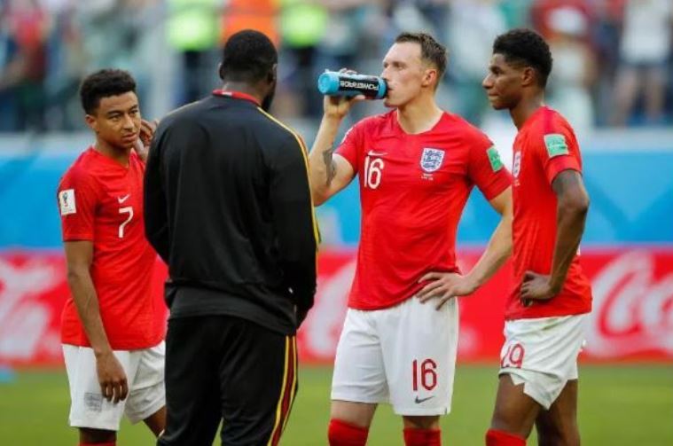 Ảnh bài viết Fan Man Utd: "Bán mau, cậu ấy sẽ chơi tốt ở Championship"