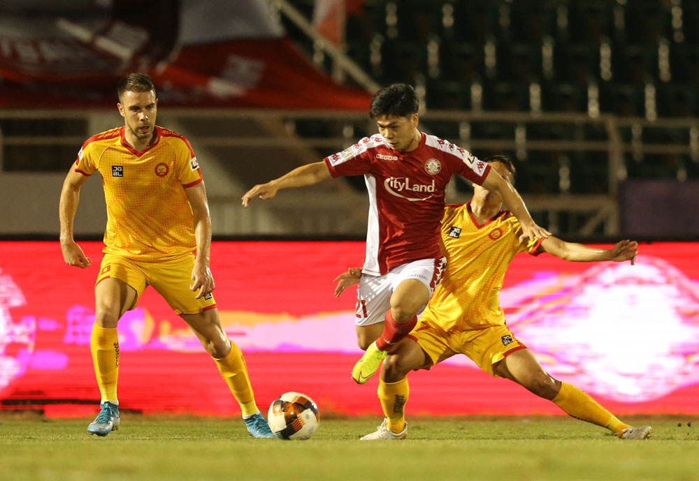 V-League 2020: Bóng đá Sài thành quật khởi