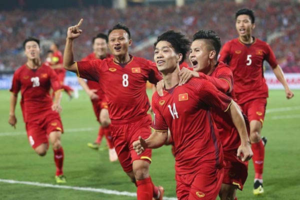Các tuyển thủ Việt Nam "trình diễn" thế nào ở 2 lượt trận đầu V-League?