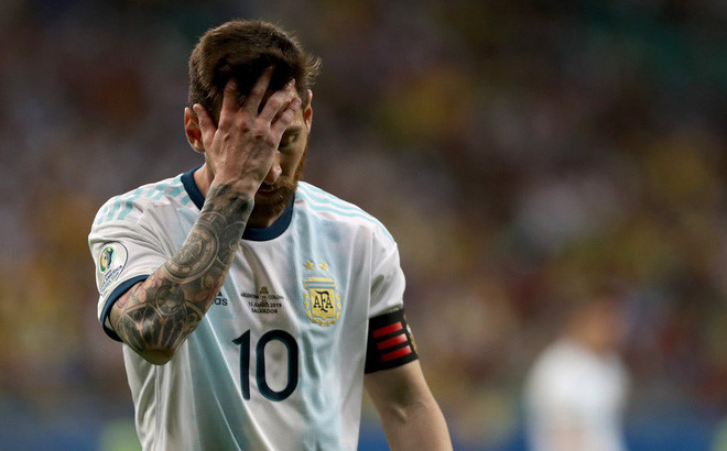 Lionel Messi bị réo tên sau khi Copa America 2020 được hoãn lại