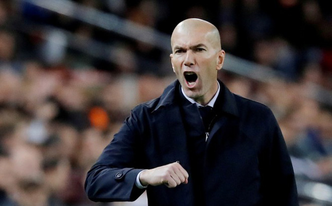 Ảnh bài viết Sao Real bất ngờ bị cảnh sát "sờ gáy", Zidane ngao ngán tận cùng