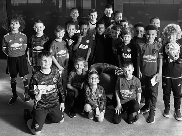 Ảnh bài viết Đang dưỡng thương, sao M.U vẫn gửi thông điệp cực kỳ nhân văn đến toàn nước Anh